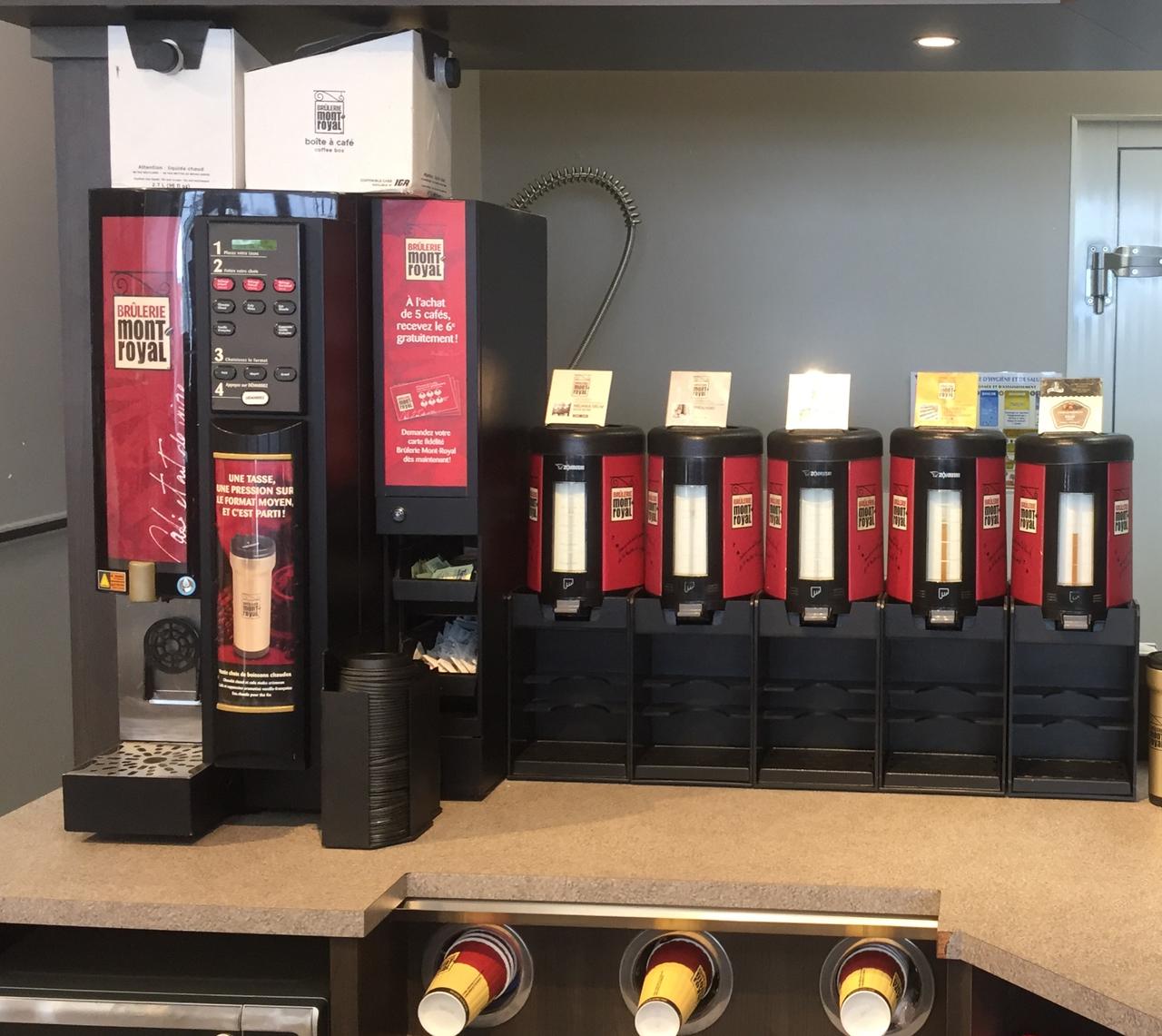 Cafés Brûlerie Montroyal • COOP VOISIN SHELL AMOS